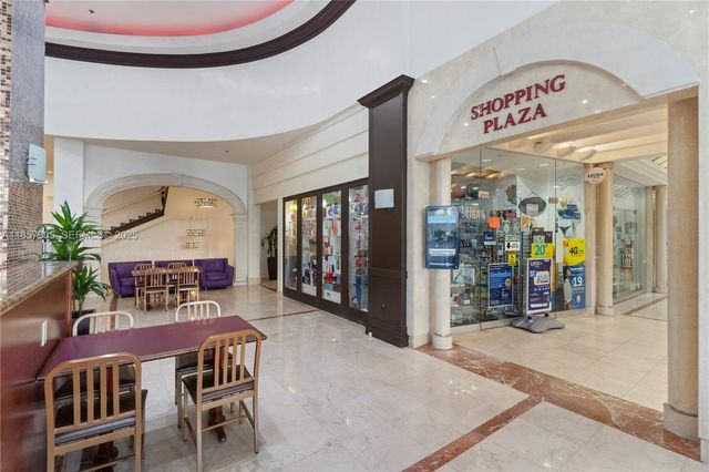 19201 Collins Avenue 129, Sunny Isles Beach, FL 33160
