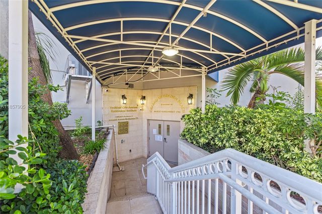 19201 Collins Avenue 129, Sunny Isles Beach, FL 33160
