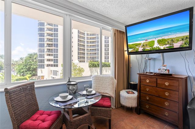 19201 Collins Avenue 129, Sunny Isles Beach, FL 33160