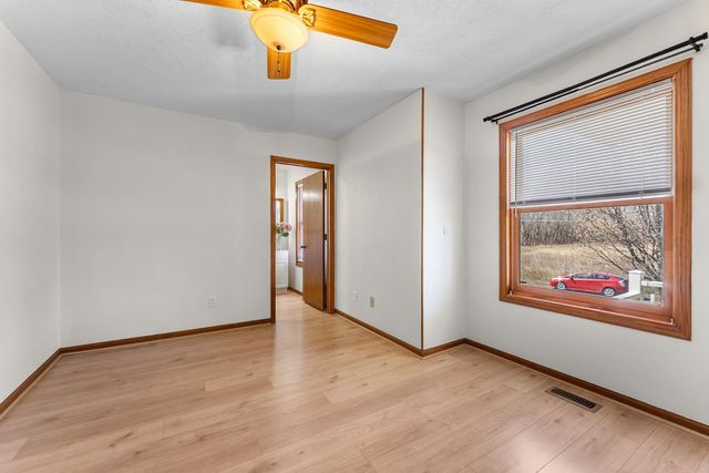 3455 W Harbor Drive, Bettendorf, IA 52722