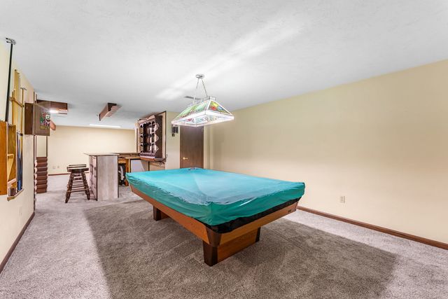 3455 W Harbor Drive, Bettendorf, IA 52722