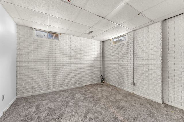 3455 W Harbor Drive, Bettendorf, IA 52722
