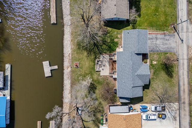 3455 W Harbor Drive, Bettendorf, IA 52722