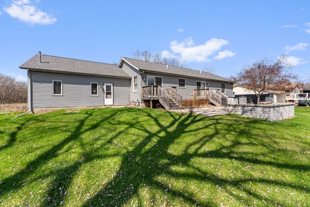 3455 W Harbor Drive, Bettendorf, IA 52722