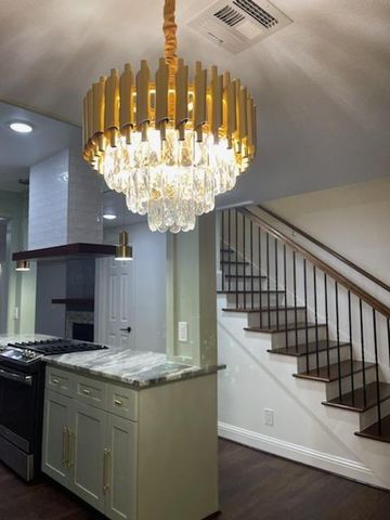 142 2nd Street, Sugar Land, TX 77498
