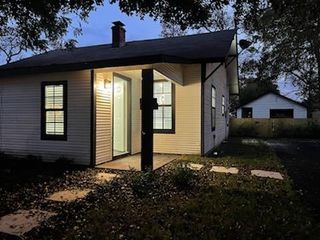 142 2nd Street, Sugar Land, TX 77498