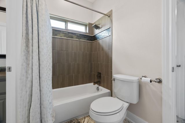 3925 Veneto CIR, Leander, TX 78641