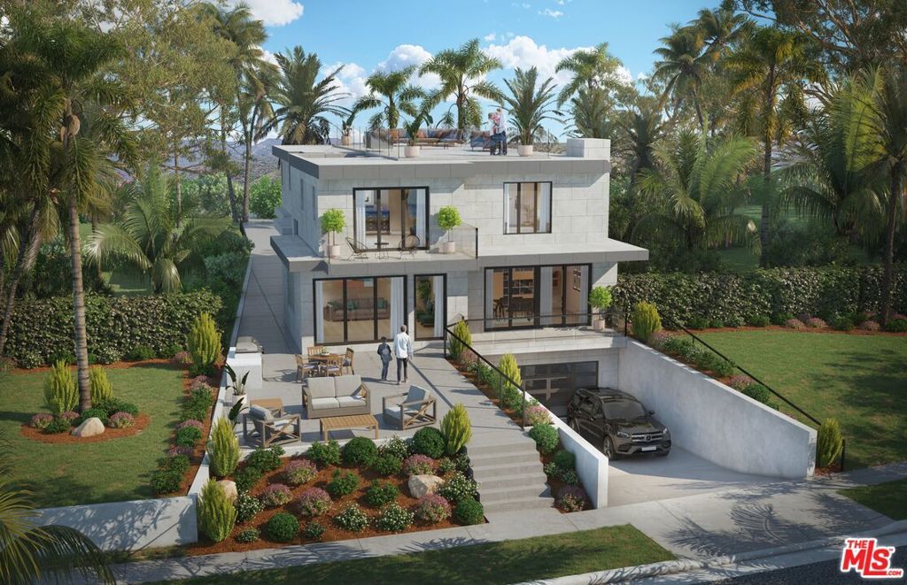 Image 1 of property listing at 15519 Via De Las Olas, Pacific Palisades, CA 90272