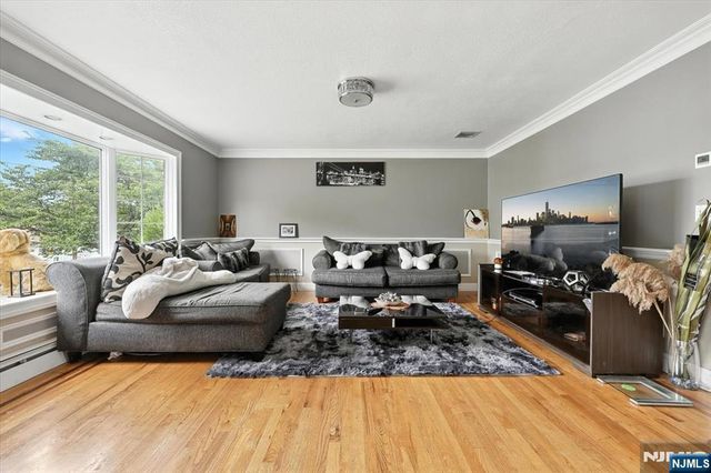 82 Avenue F, Lodi, NJ 07644