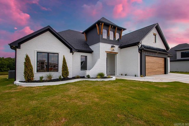 1014 Black Bass, Jacksonville, AR 72076