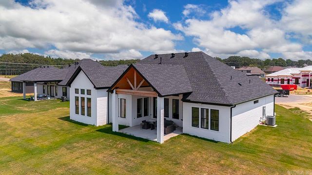 1014 Black Bass, Jacksonville, AR 72076