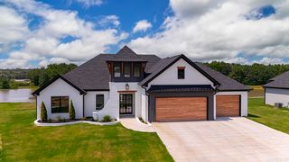 1014 Black Bass, Jacksonville, AR 72076