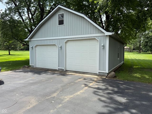 6648 McFarland Road, Indianapolis, IN 46227