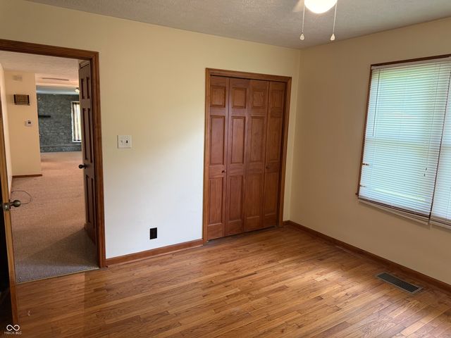 6648 McFarland Road, Indianapolis, IN 46227