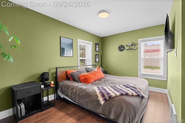 2931 Rochester Road, Royal Oak, MI 48073