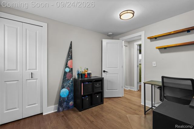 2931 Rochester Road, Royal Oak, MI 48073