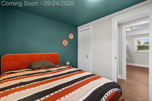 2931 Rochester Road, Royal Oak, MI 48073