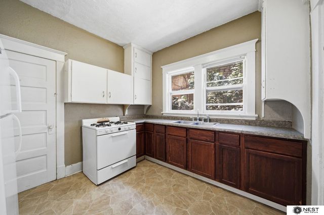 2224 A Street, Lincoln, NE 68502