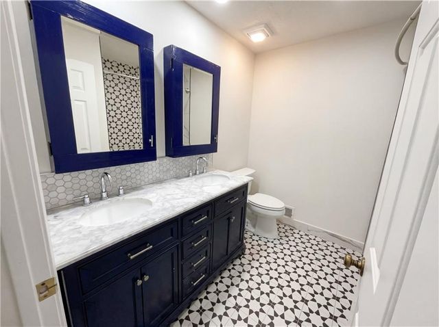 3186 Laurel Way, Snellville, GA 30078