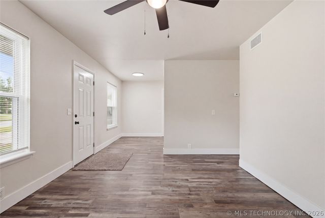 123 W Orleans Avenue, Sapulpa, OK 74066