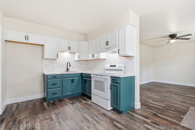 123 W Orleans Avenue, Sapulpa, OK 74066