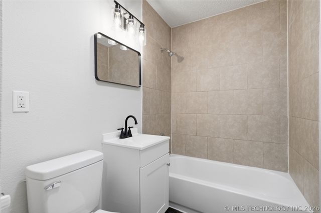 123 W Orleans Avenue, Sapulpa, OK 74066