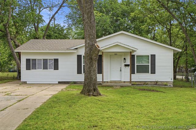 123 W Orleans Avenue, Sapulpa, OK 74066