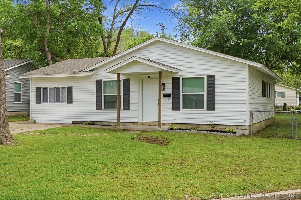 123 W Orleans Avenue, Sapulpa, OK 74066