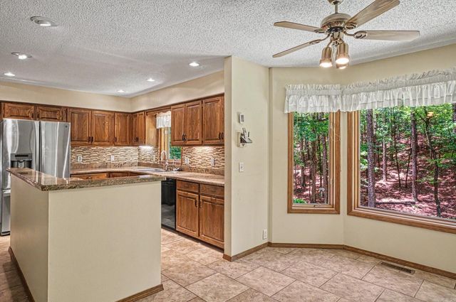 48 Almeria Way, Hot Springs Village, AR 71909