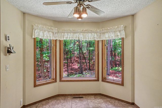 48 Almeria Way, Hot Springs Village, AR 71909