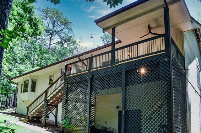 48 Almeria Way, Hot Springs Village, AR 71909