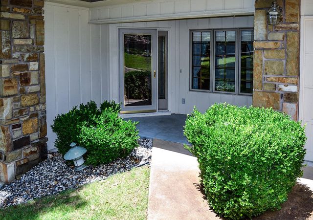 48 Almeria Way, Hot Springs Village, AR 71909
