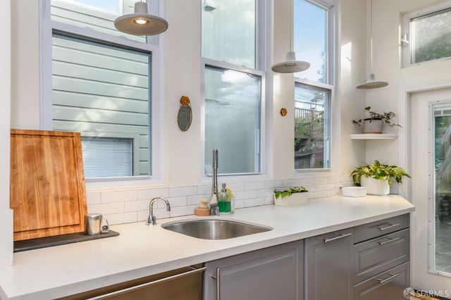 413 30th Street, San Francisco, CA 94131