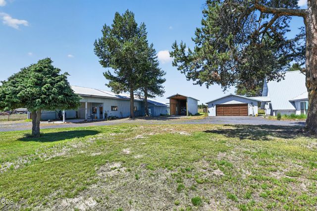 53355 Bridge Drive, La Pine, OR 97739