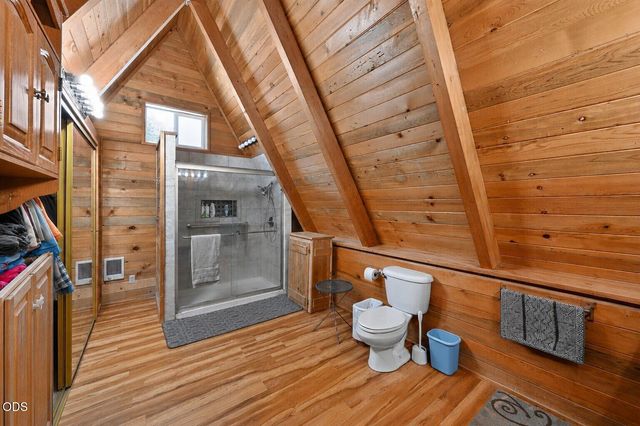 53355 Bridge Drive, La Pine, OR 97739