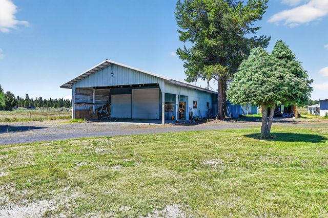53355 Bridge Drive, La Pine, OR 97739