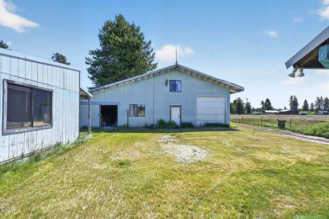 53355 Bridge Drive, La Pine, OR 97739
