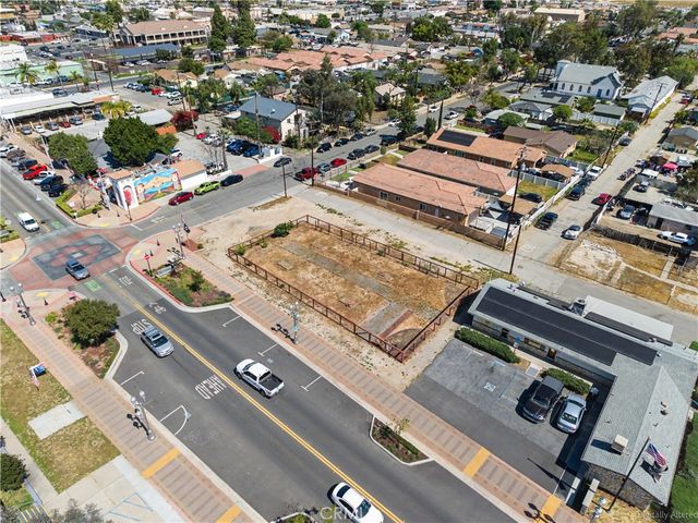 603 S D, Perris, CA 92570