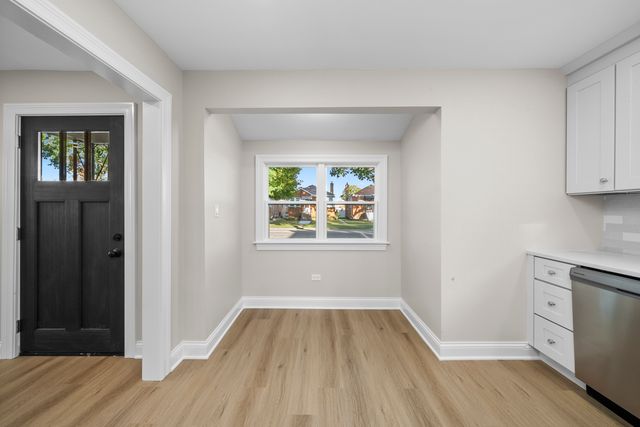 4122 Wenonah Avenue, Berwyn, IL 60402