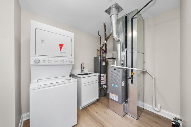 4122 Wenonah Avenue, Berwyn, IL 60402