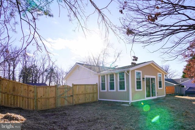 3308 BRADFORD ST, Woodbridge, VA 22193