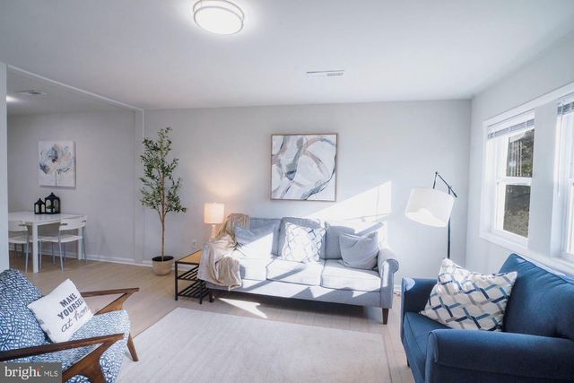 3308 BRADFORD ST, Woodbridge, VA 22193