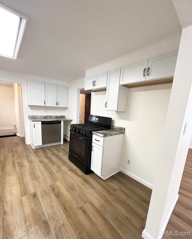 1328 6th Avenue, Norway, MI 49870