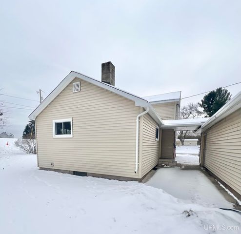 1328 6th Avenue, Norway, MI 49870