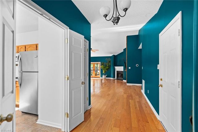 1108 Elmwood Avenue, High Point, NC 27265