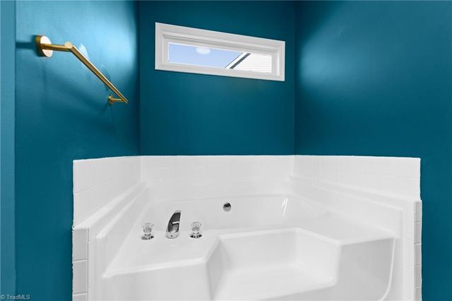 1108 Elmwood Avenue, High Point, NC 27265