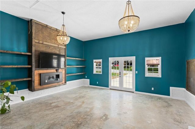 1108 Elmwood Avenue, High Point, NC 27265