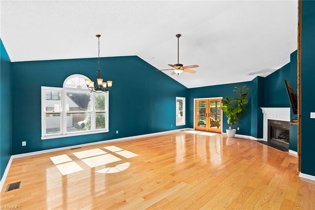 1108 Elmwood Avenue, High Point, NC 27265