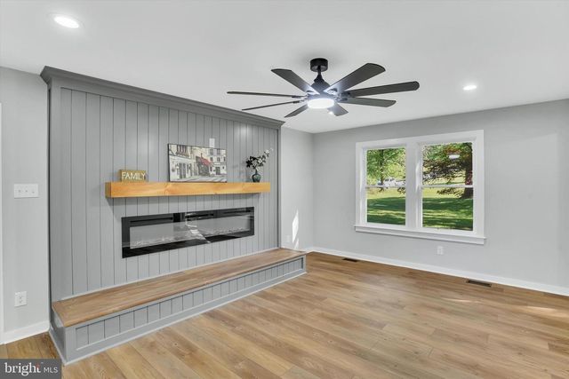 3909 THOROUGHBRED LN, Owings Mills, MD 21117