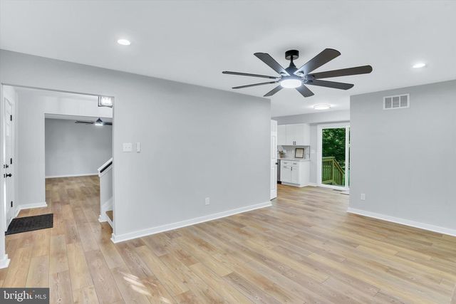3909 THOROUGHBRED LN, Owings Mills, MD 21117